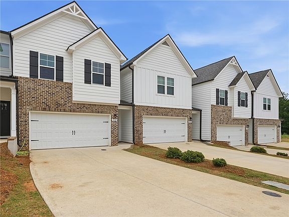 2nd image of 3149 Raiden Cir