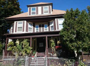 10 Corona St, Dorchester, MA 02124