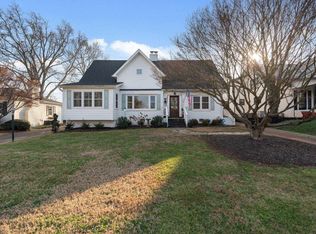 447 Longview Ter, Greenville, SC 29605