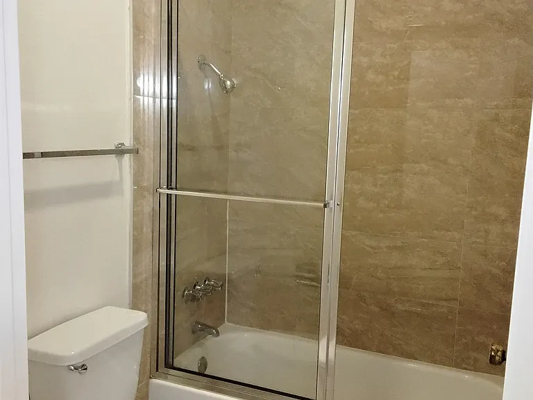 Wilshire Villa — Photo 36