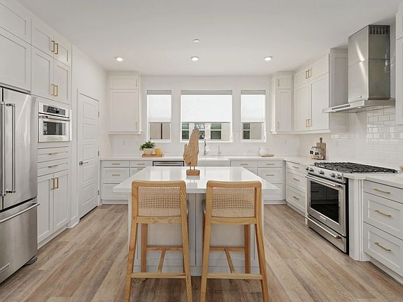 3rd image of 2731 Via Avella Dr