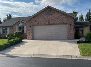 2141 Greystone Ct #U-13, Findlay, OH 45840