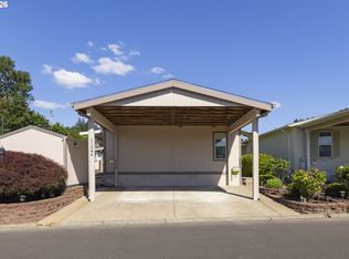 11584 SW Royal Villa Dr, Tigard, OR 97224