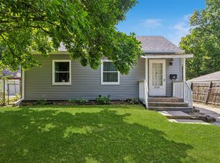 2522 38th St, Des Moines, IA 50310