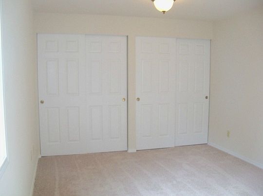 4th image of 6401 20th Dr NE