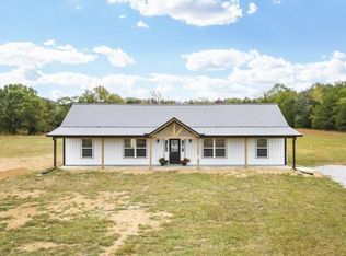 2586 Brown Shop Rd, Petersburg, TN 37144