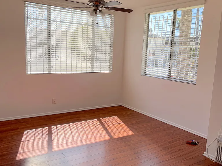 340 South St. Andrews Place — Photo 37