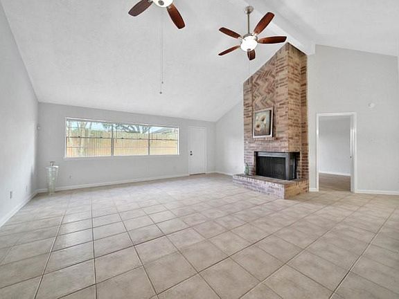 3rd image of 2439 Creek Meadow Dr
