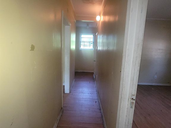 5th image of 1297 Smith Ave