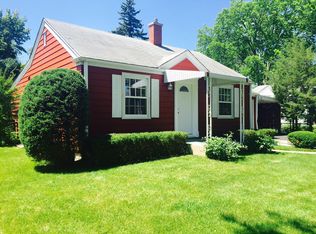 2754 N Lewis Ave, Waukegan, IL 60087