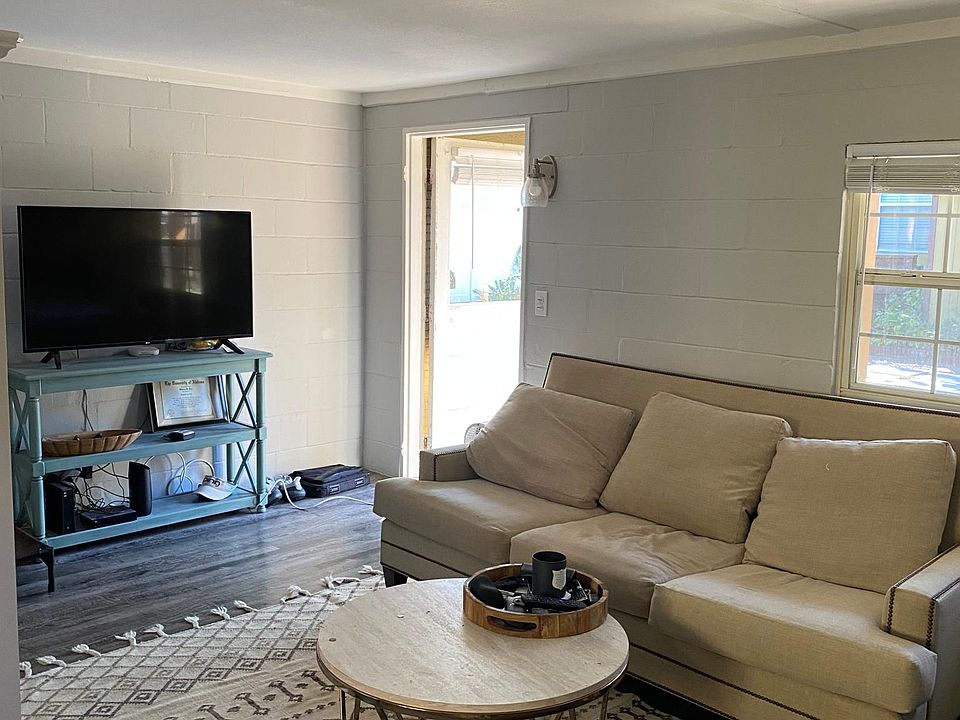 1st image of 302 S New Jersey Ave APT 2