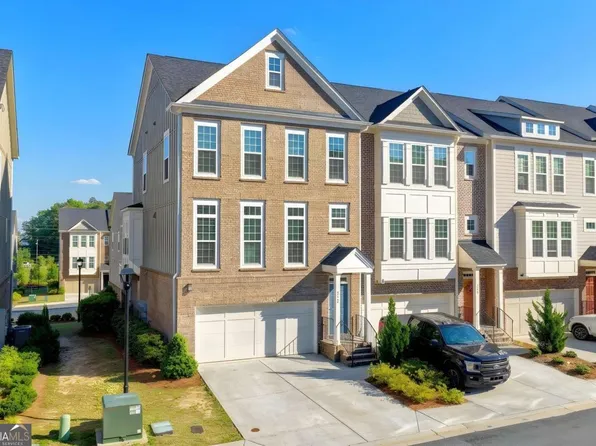 835 Atwood Ln, Buford, GA 30518