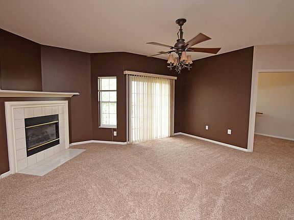 4th image of 148 Saddlebrook Ln Unit 623