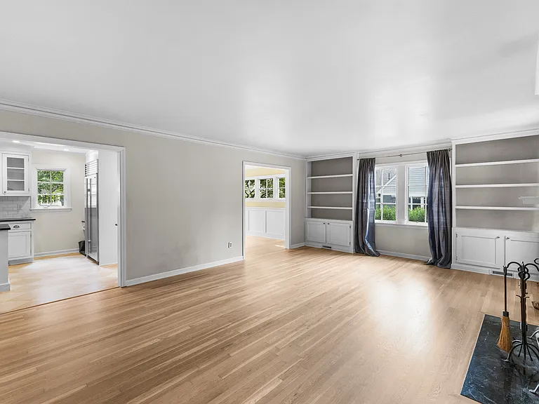 123 W Clearview Ave — Photo 9