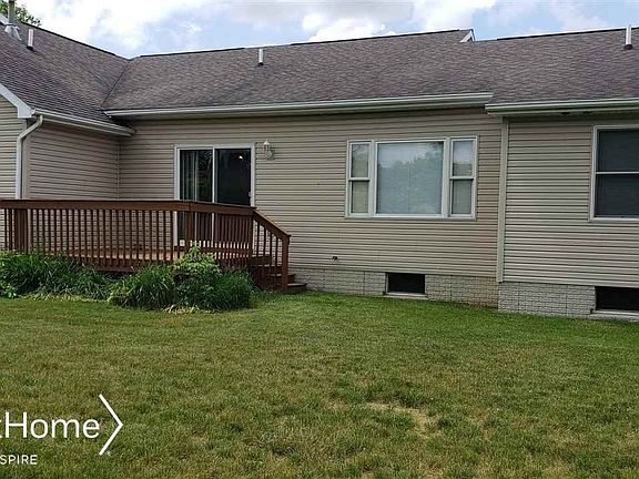 4th image of 7122 Rosewood Dr