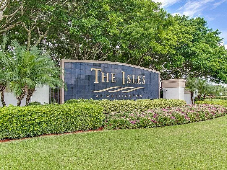 11750 Osprey Pointe Cir — Photo 53