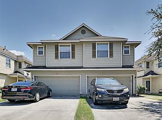 13106 Peppergate Ln, Houston, TX 77044
