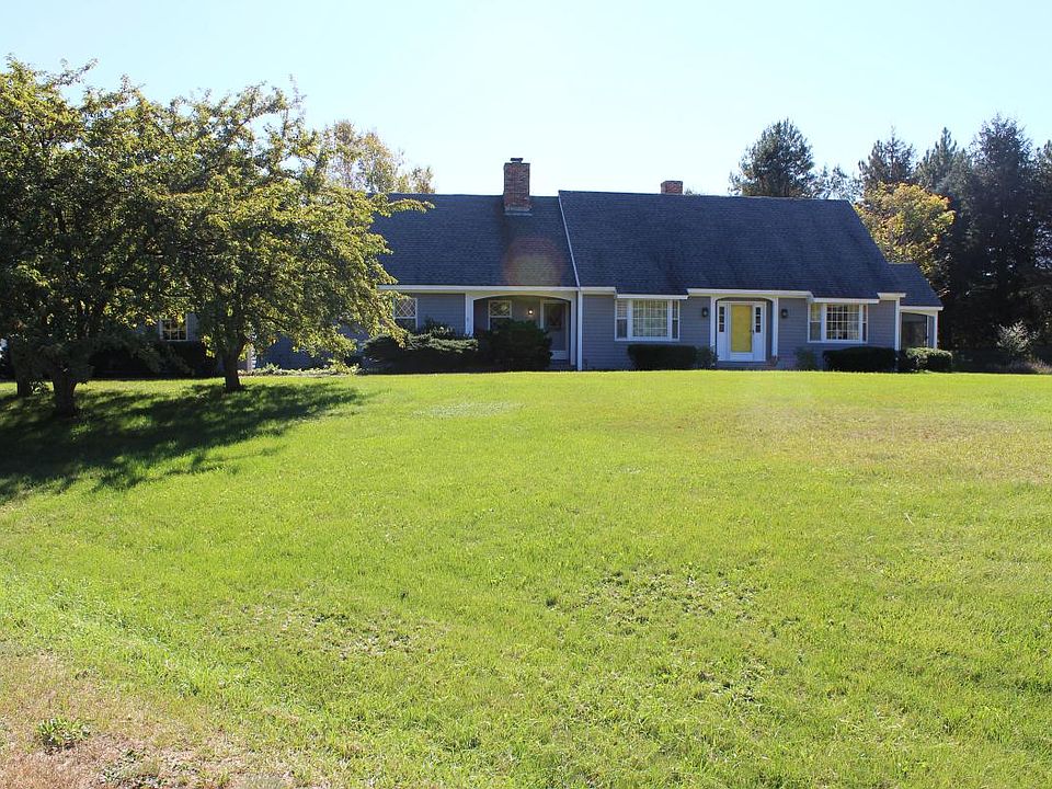 Expansive yard