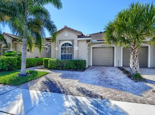 8406 Via Leonessa, Boca Raton, FL 33433