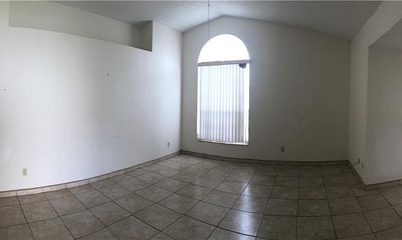 4th image of 5237 Broken Arrow Dr