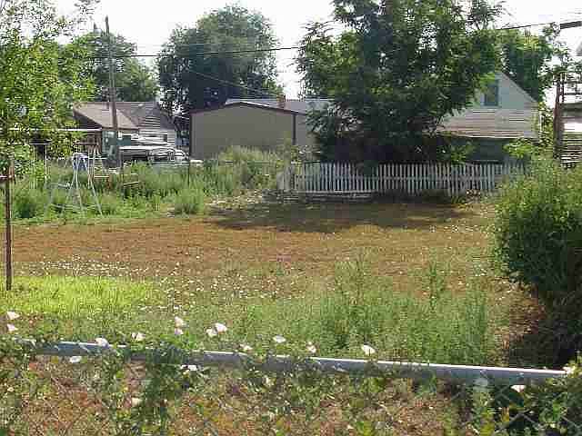 2nd image of Blue Lakes Blvd