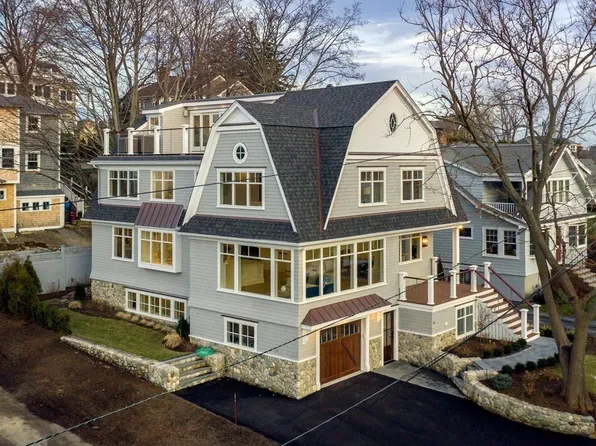 25 Cushing Ave, Hingham, MA 02043