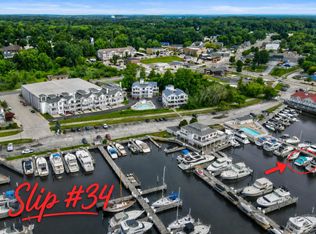 8572 Ellenwood Dr #34, Montague, MI 49437