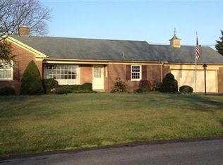 325 Schoeneck Ave, Nazareth, PA 18064