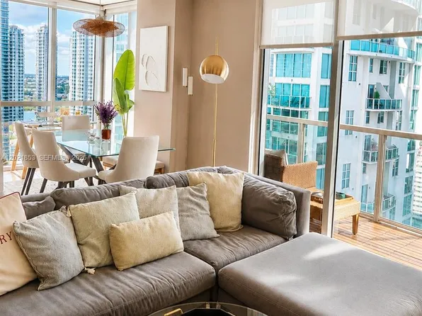 55 SE 6th St, Miami, FL