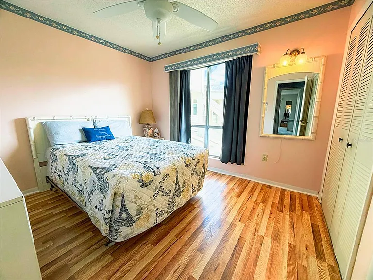 428 Windrush Bay Dr #428 — Photo 25