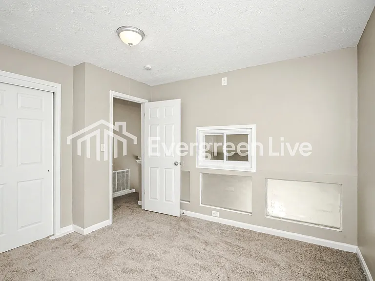 4919 Lewiston Dr — Photo 12