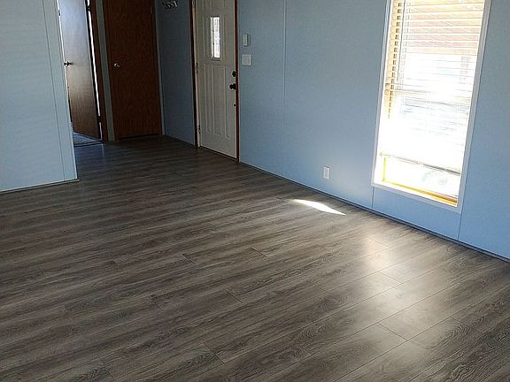 2nd image of 118 Natasha Dr
