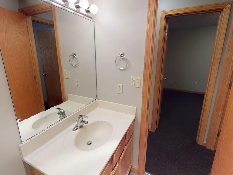 Millstream Apartments — Photo 49