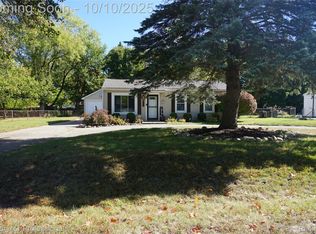3657 Coleport St, Orion, MI 48359