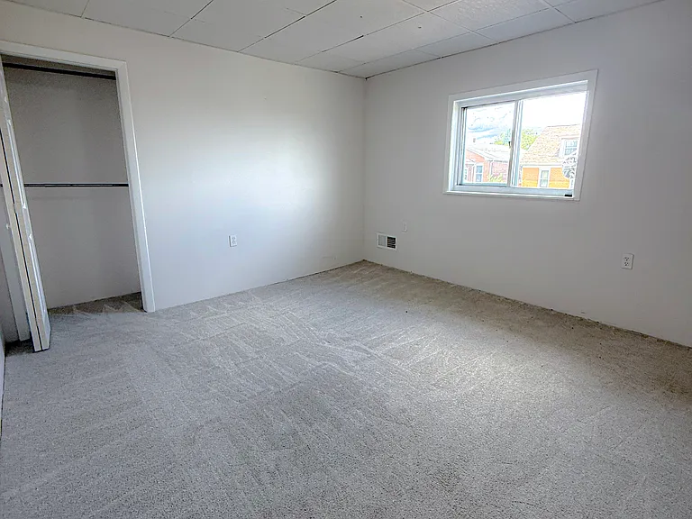 1404 Wareman Ave #1 — Photo 6