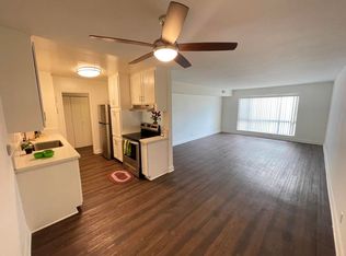 17807 Margate St #207, Encino, CA 91316