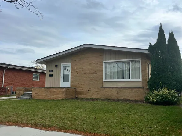14471 Manhattan St, Oak Park, MI 48237