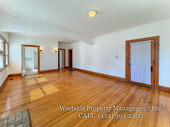 2nd image of 1315-1317 1/2 N Stanley Ave #1315