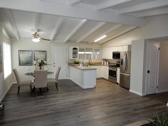 4th image of 1573 Havana Dr
