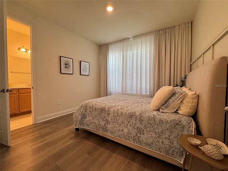 715 Blue Citrus Ln — Photo 39