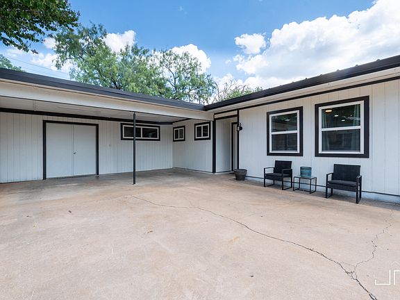 2nd image of 2326 Tulane St