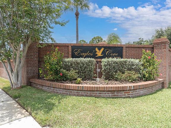2nd image of 4270 COVE DRIVE