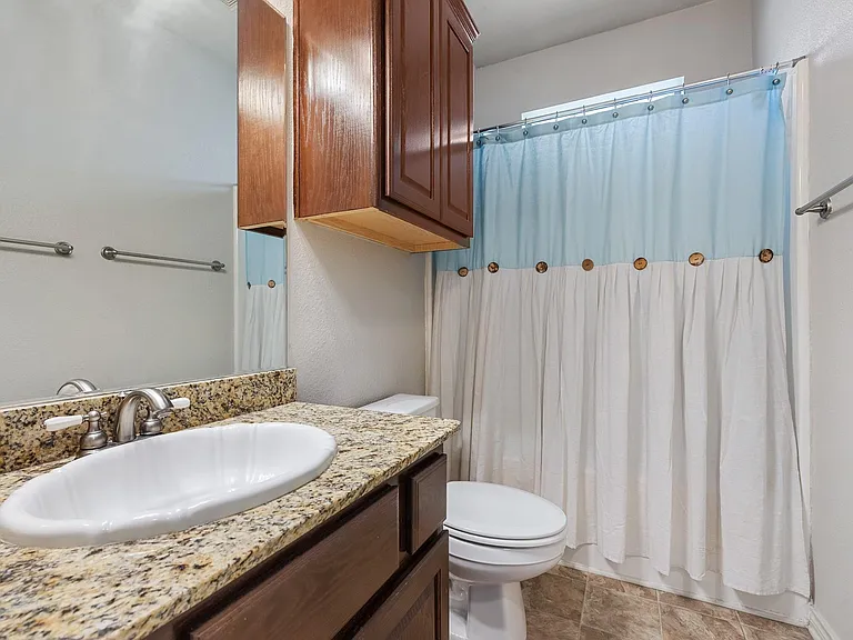 400 Forest Dr — Photo 19