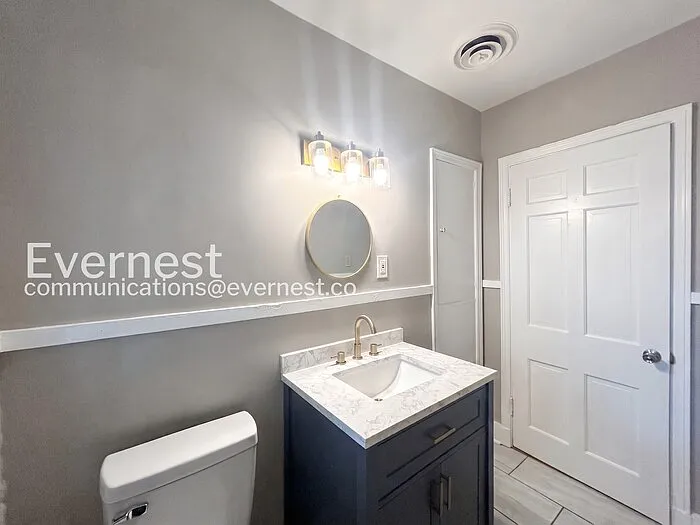 3376 Spottswood Ave — Photo 8