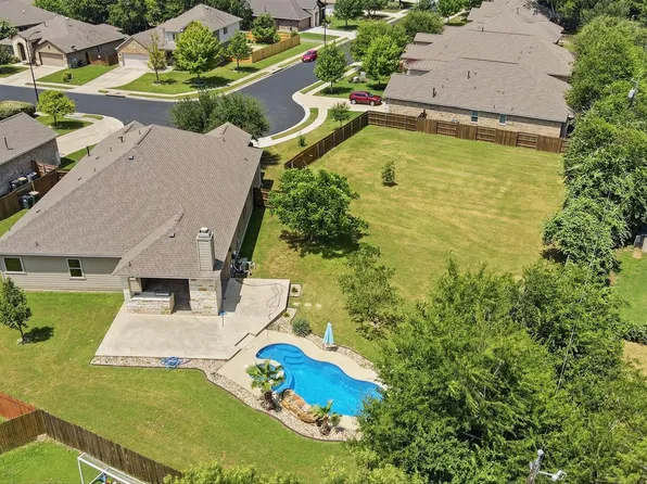 128 Clear Water Pass, Bastrop, TX 78602
