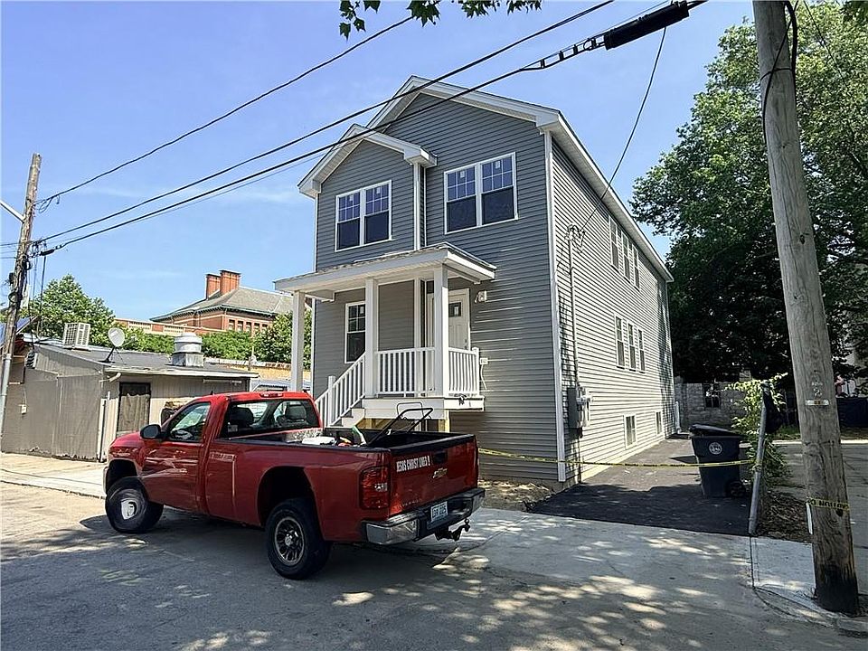 2nd image of 8 Payton St