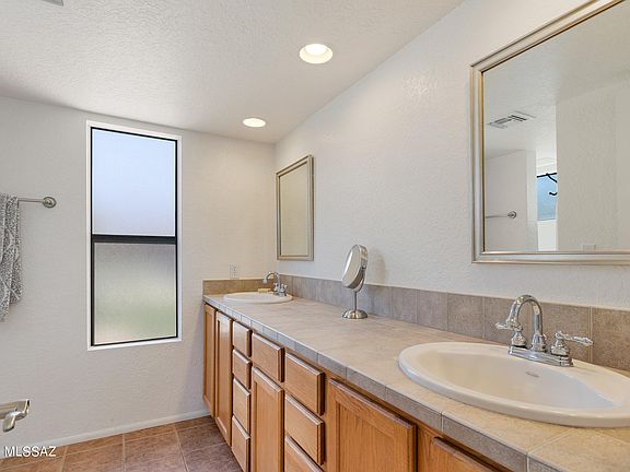 5th image of 5051 N Sabino Canyon Rd Unit 1170