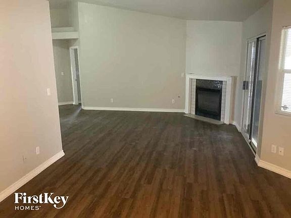 4th image of 535 Country Hill Dr