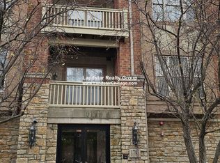 1781 Tudor Ln UNIT 308, Northbrook, IL 60062