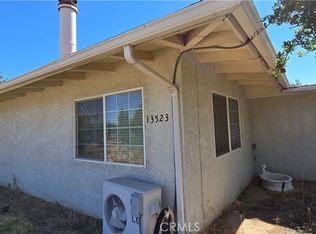 13523 Algonquin Rd, Apple Valley, CA 92308